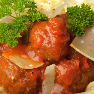 Meat Balls in a Spicy Tomato Sauce